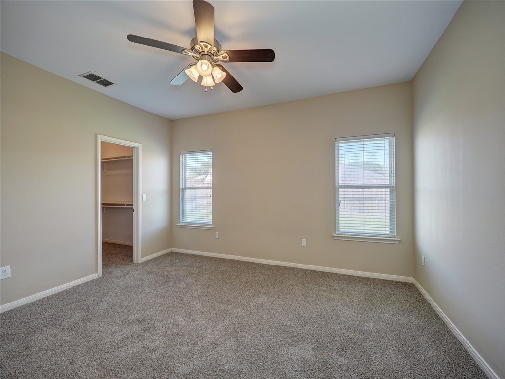 1022 Livermore St Property Photo 16