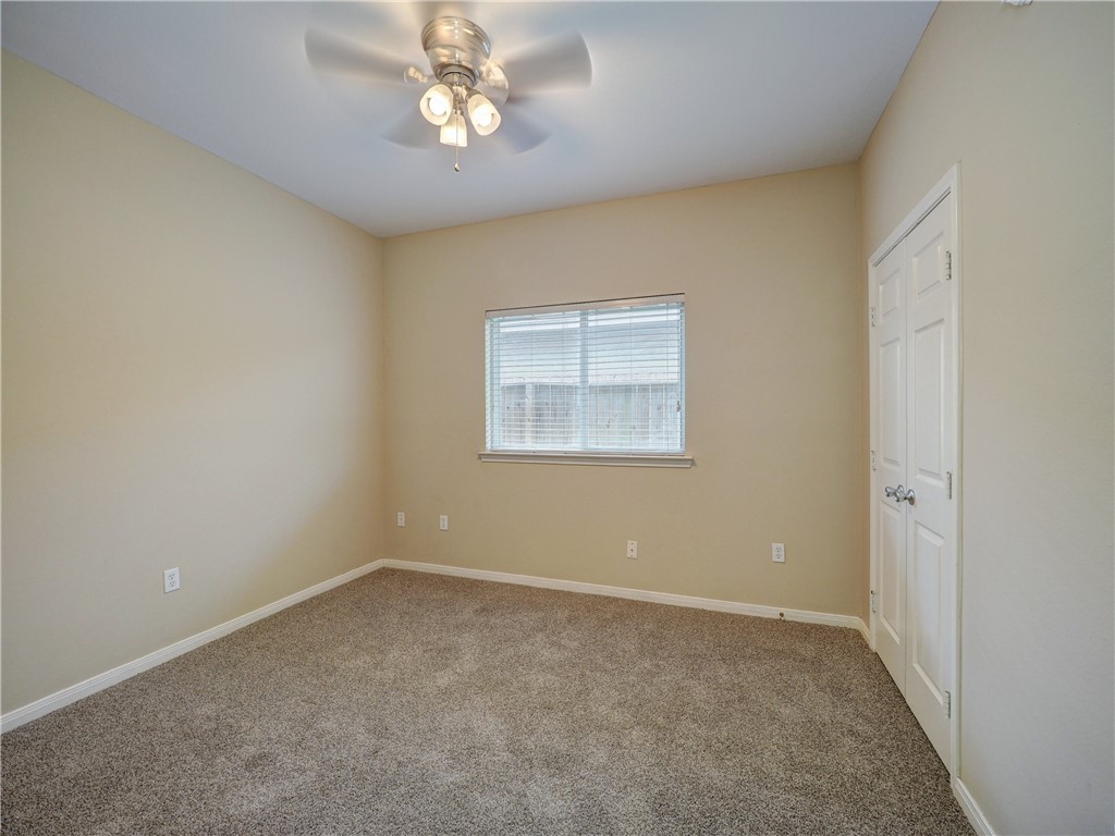 1022 Livermore St Property Photo 19