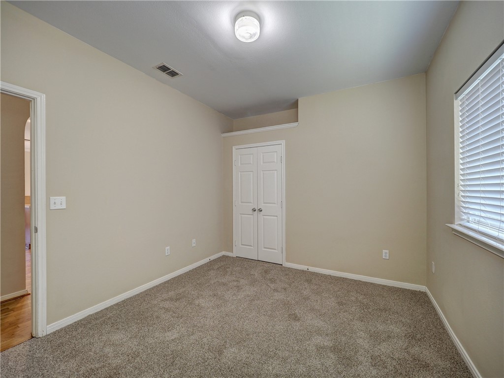 1022 Livermore St Property Photo 22