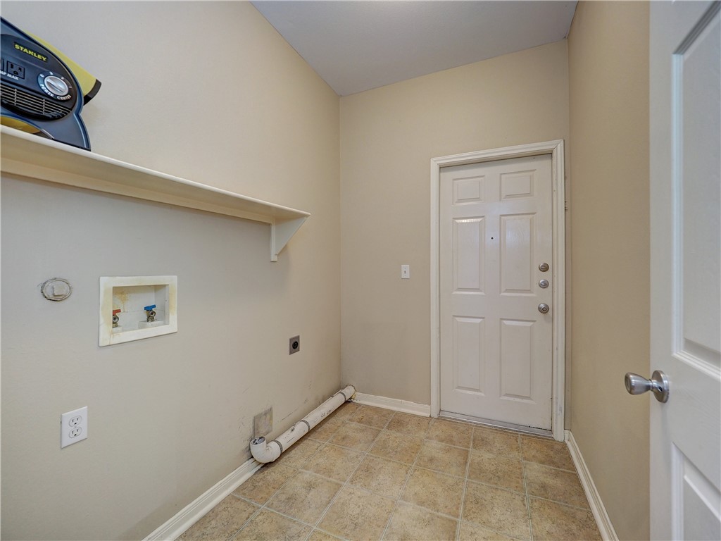 1022 Livermore St Property Photo 26