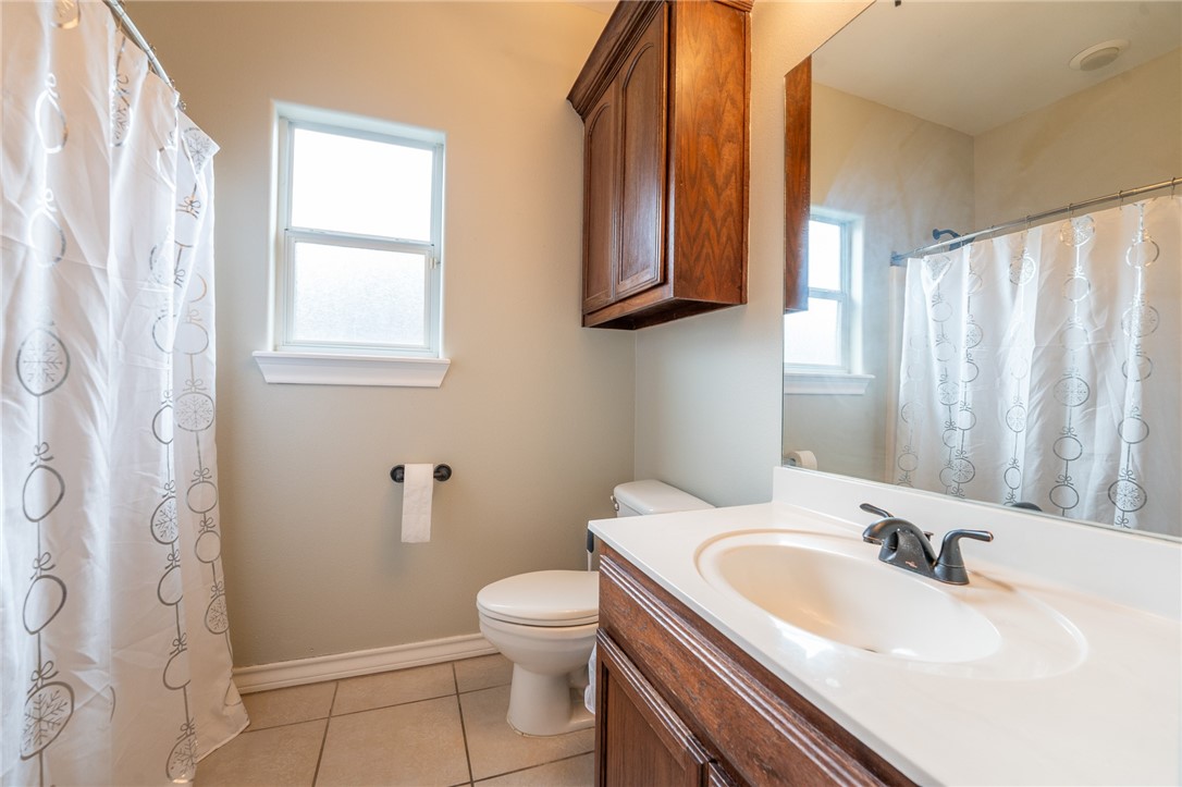 6822 Old Square Road Property Photo 14