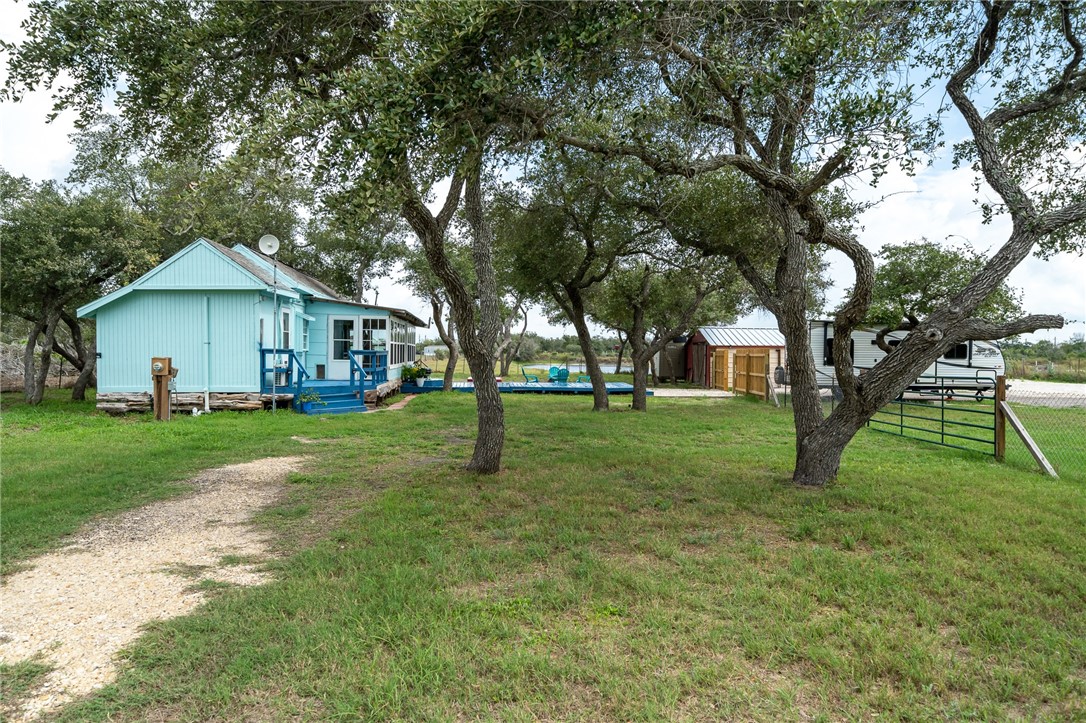 2342 Mundine Road Property Photo 2