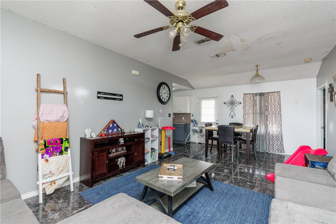 1834 Promise Property Photo 3