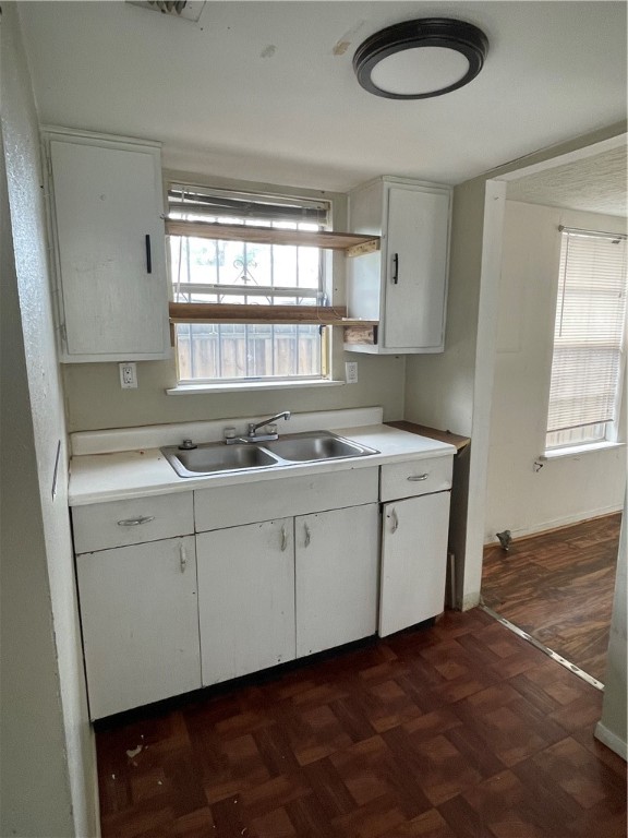 1611 Marguerite St Property Photo 4