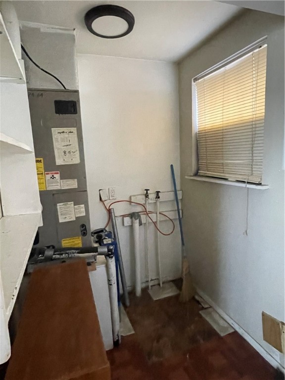 1611 Marguerite St Property Photo 6