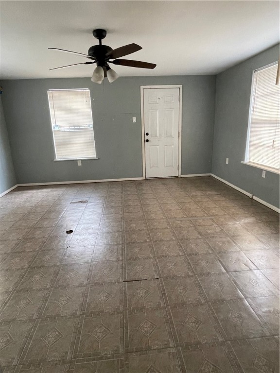 1611 Marguerite St Property Photo 8