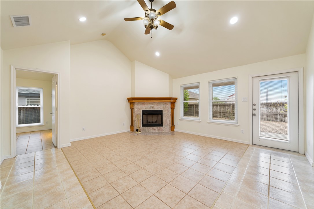 14322 Aquarius St Property Photo 3