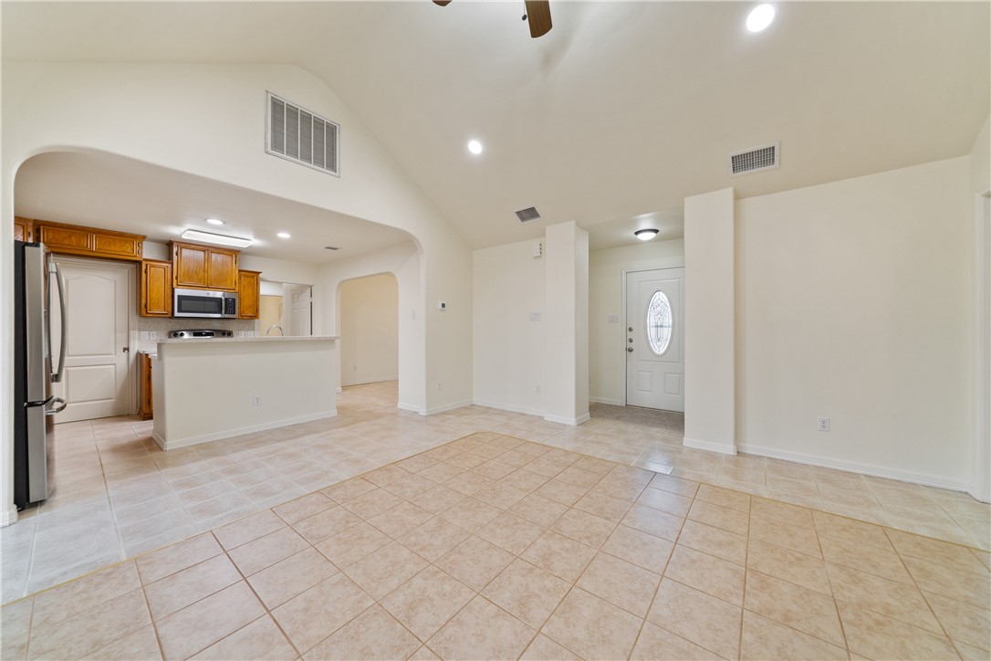 14322 Aquarius St Property Photo 5