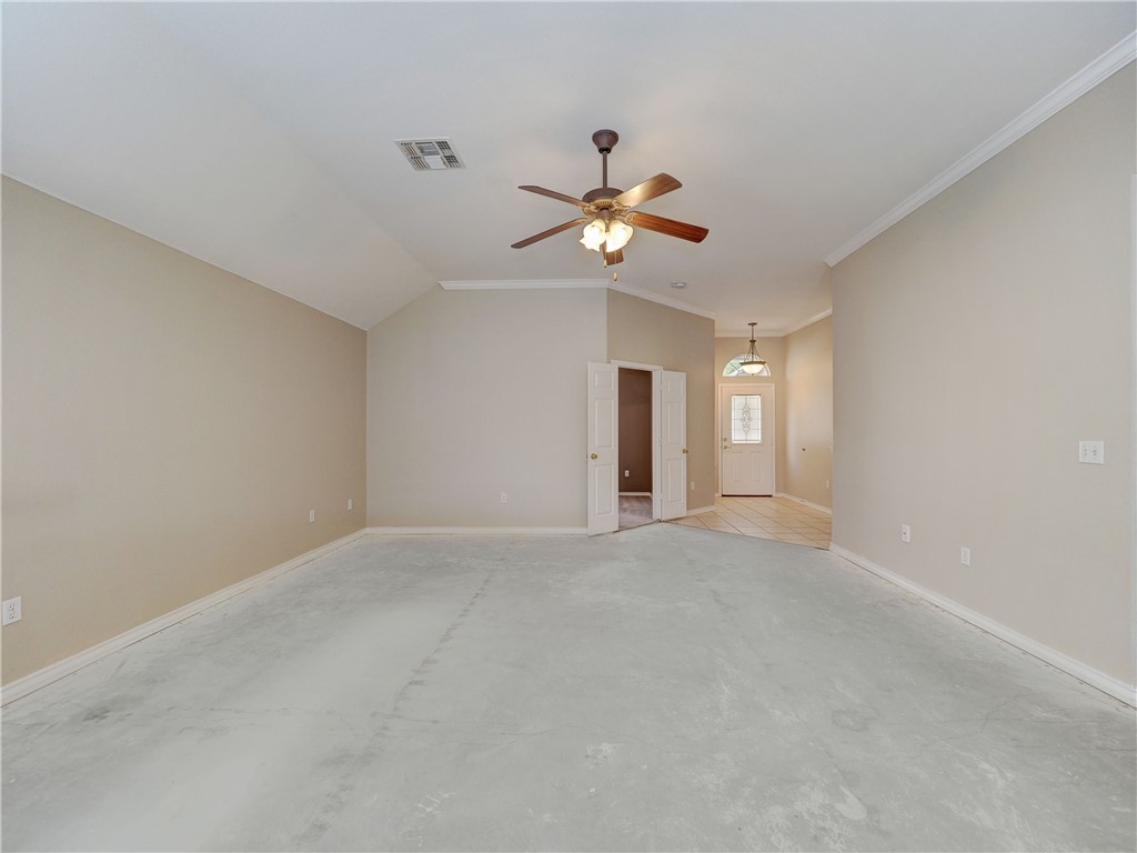 1609 Oak Landing Dr Property Photo 8