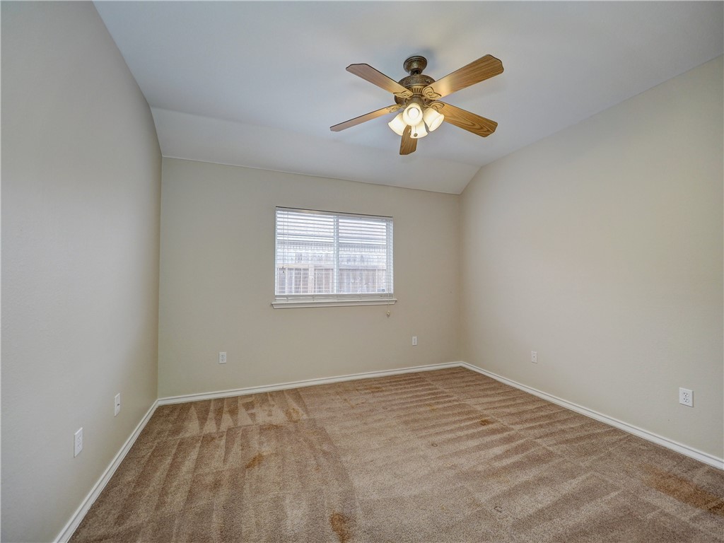 1609 Oak Landing Dr Property Photo 17