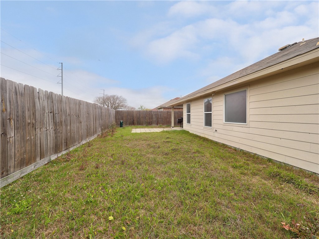 1609 Oak Landing Dr Property Photo 22