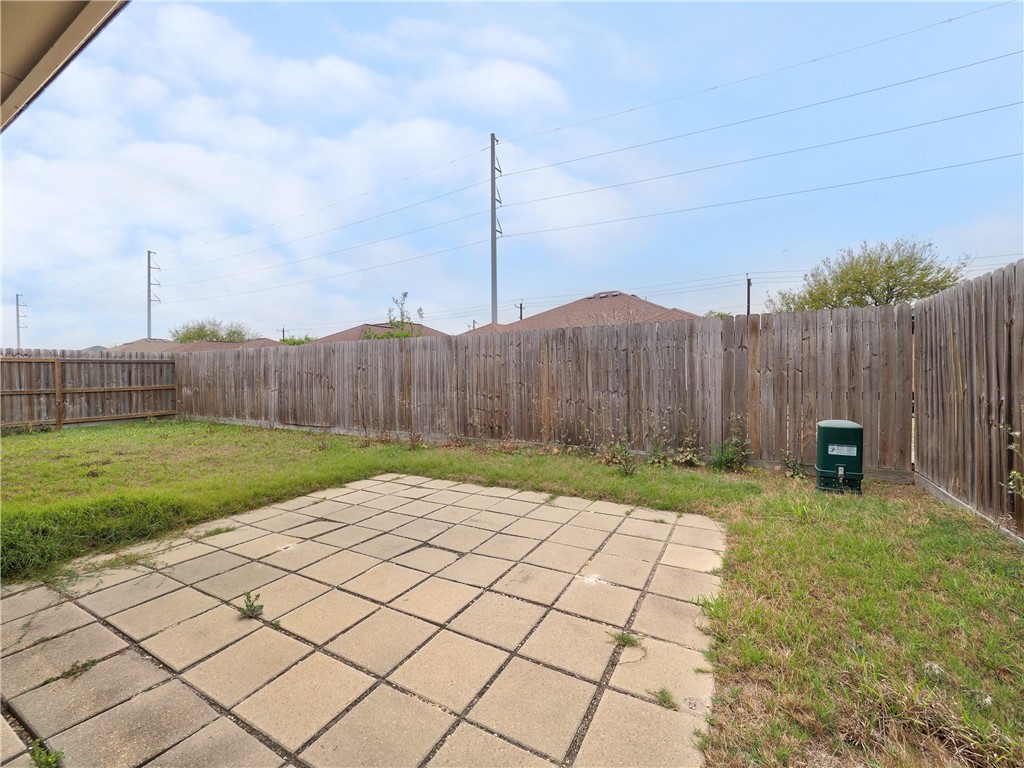 1609 Oak Landing Dr Property Photo 23