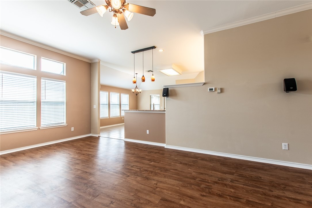 6005 Stetson Cr Property Photo 7