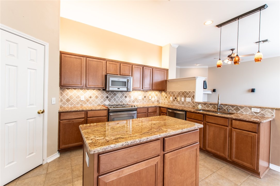 6005 Stetson Cr Property Photo 11
