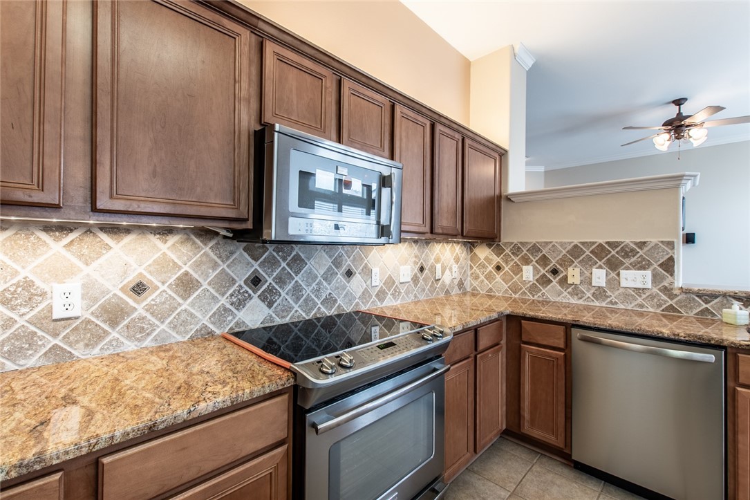 6005 Stetson Cr Property Photo 12