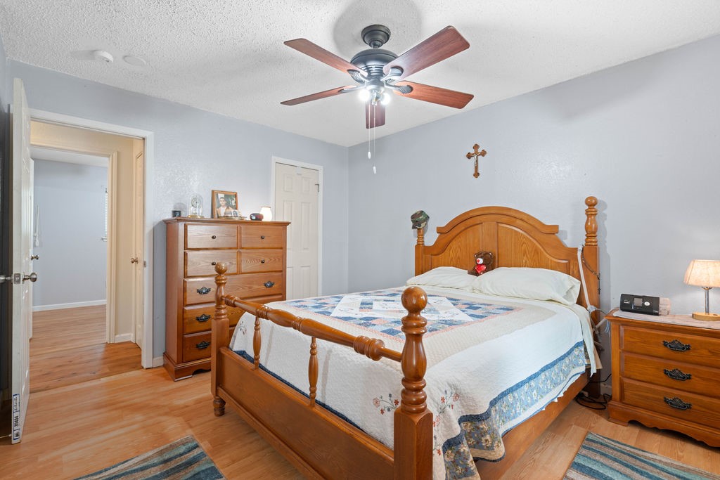 2209 Meadowwalk Dr Property Photo 20
