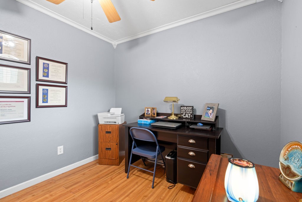 2209 Meadowwalk Dr Property Photo 30