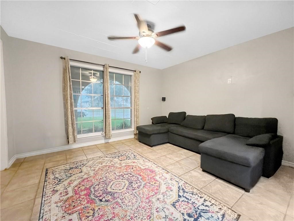 204 Terlingua Dr Property Photo 8