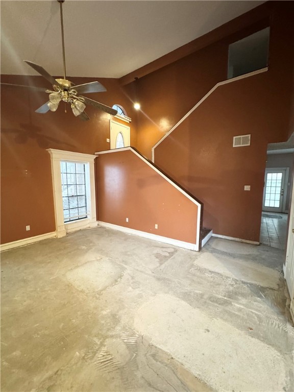 7046 Fruitwood Dr Property Photo 5