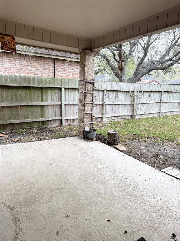 7046 Fruitwood Dr Property Photo 28