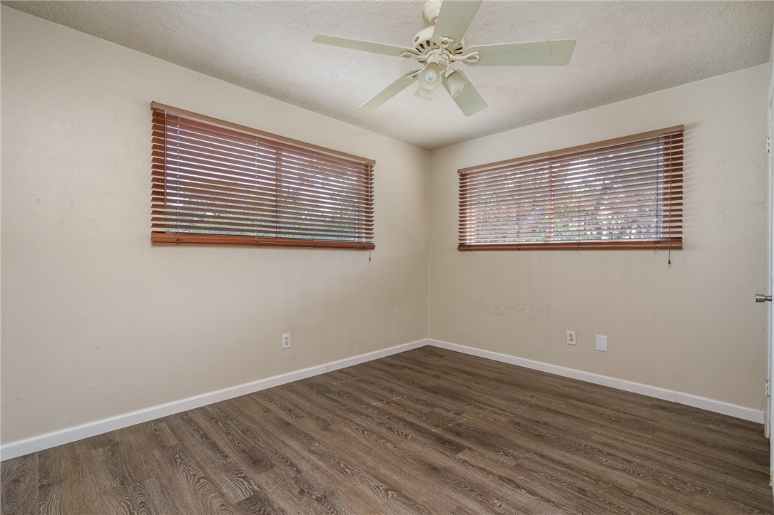 1576 Vineyard Property Photo 15