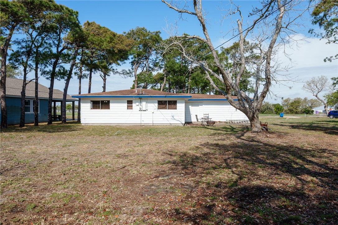 1576 Vineyard Property Photo 24