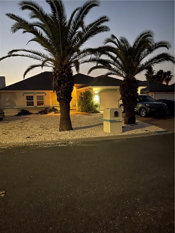 15841 Almeria Ave Property Photo 25