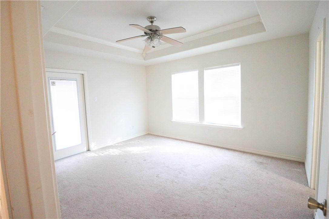 901 Strom Property Photo 10