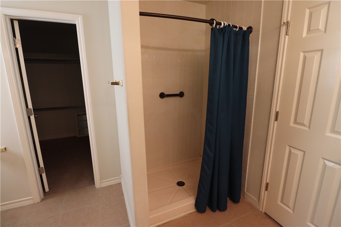 901 Strom Property Photo 14