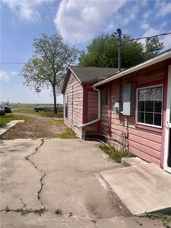 3010 Fm 763 Road Property Photo 3