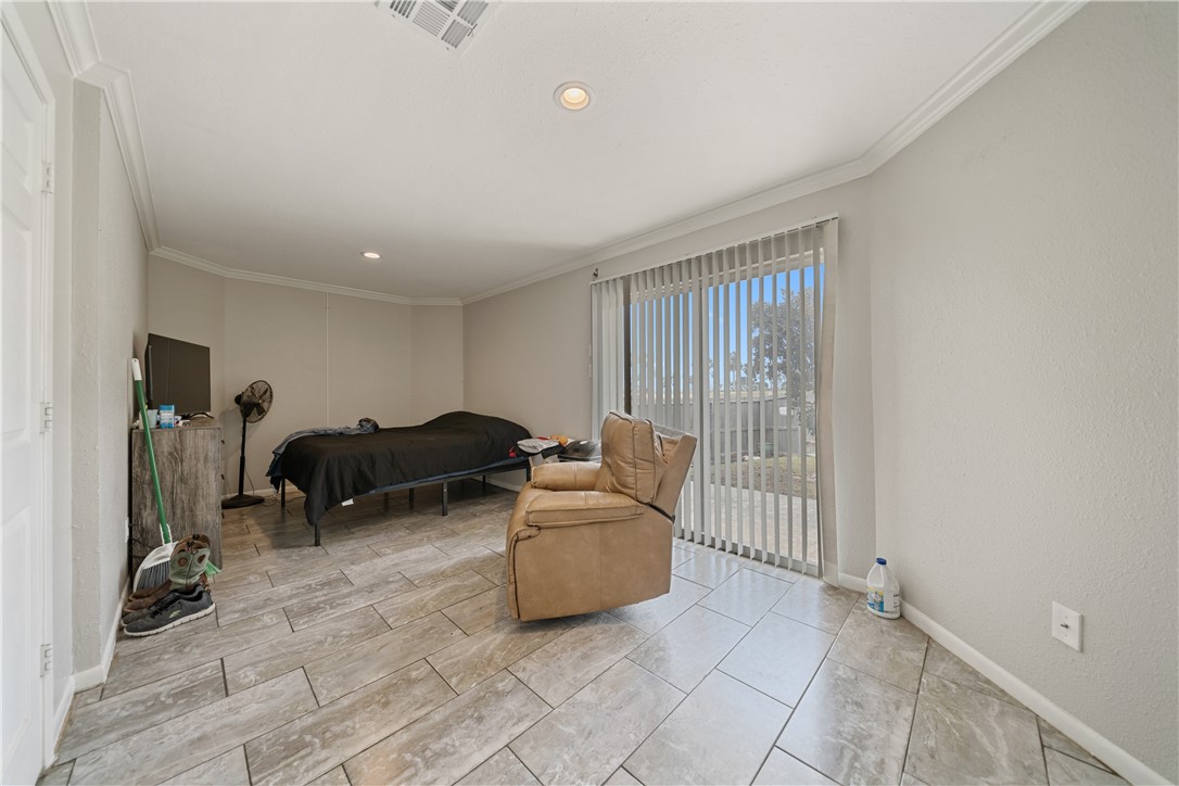 520 S Chaparral St 1 Property Photo 15