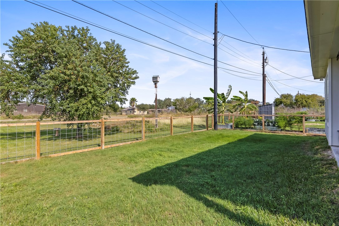 360 Club Oak Lane Property Photo 27