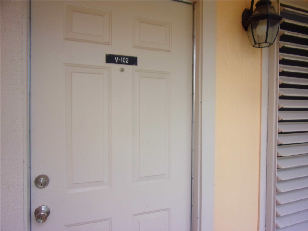 6702 Everhart Road V-102 Property Photo 2