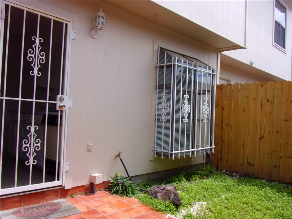 6702 Everhart Road V-102 Property Photo 16