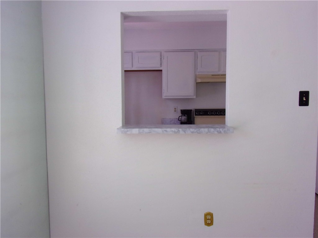 6702 Everhart Road V-102 Property Photo 17