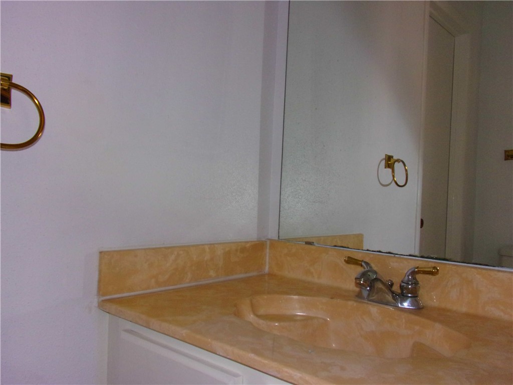 6702 Everhart Road V-102 Property Photo 18