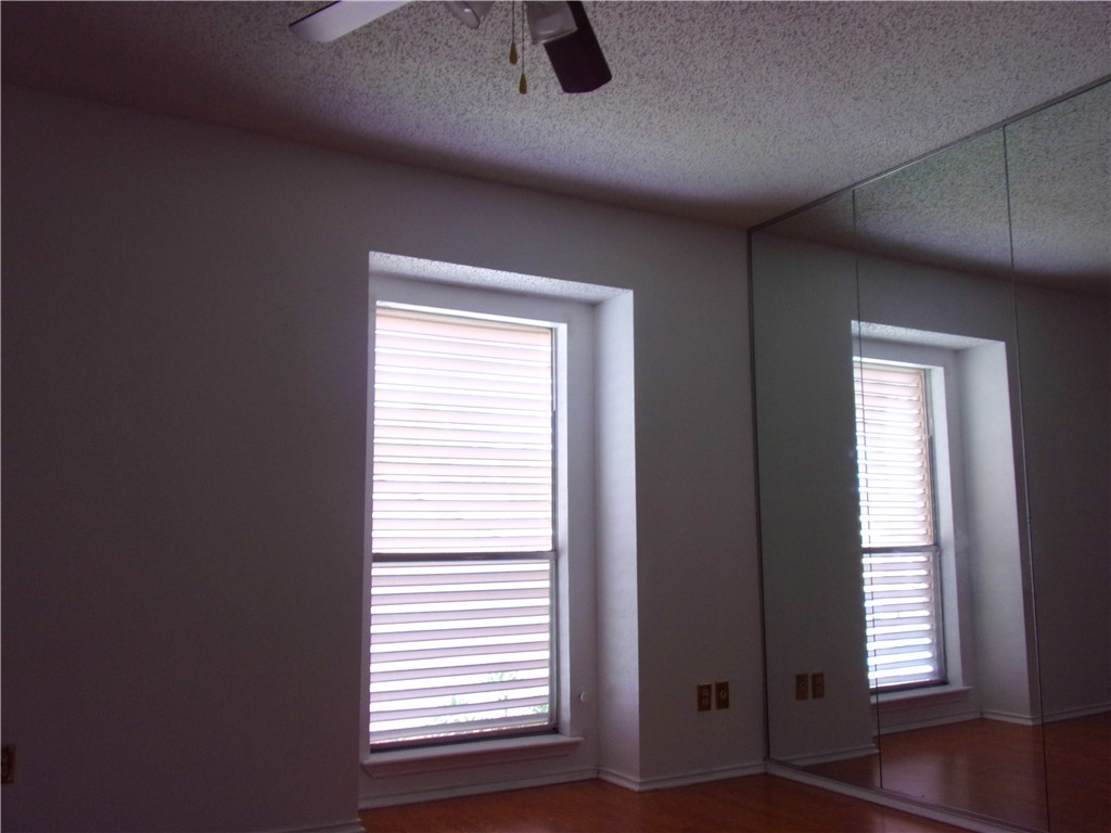6702 Everhart Road V-102 Property Photo 20