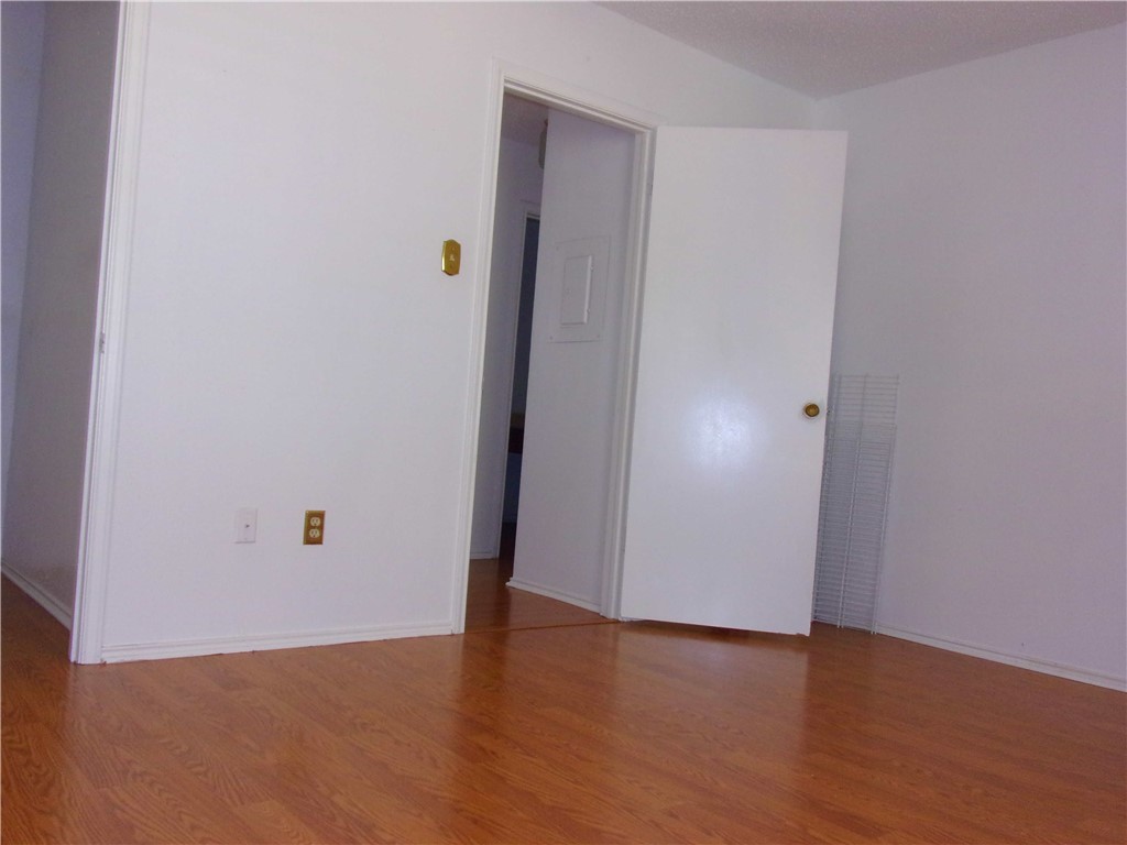 6702 Everhart Road V-102 Property Photo 22