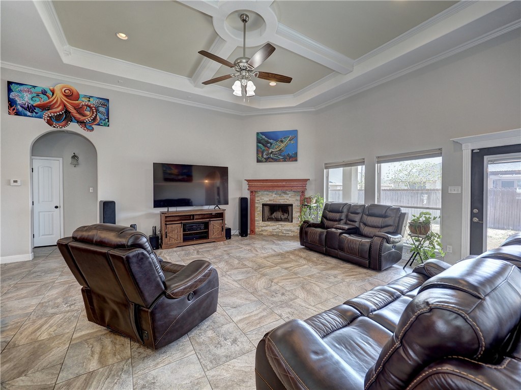 14822 Lighthouse Dr Property Photo 7