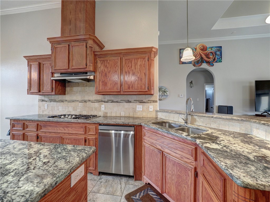 14822 Lighthouse Dr Property Photo 13