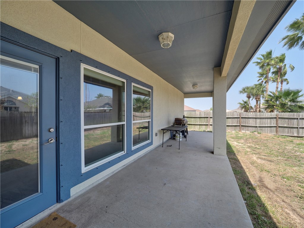 14822 Lighthouse Dr Property Photo 33
