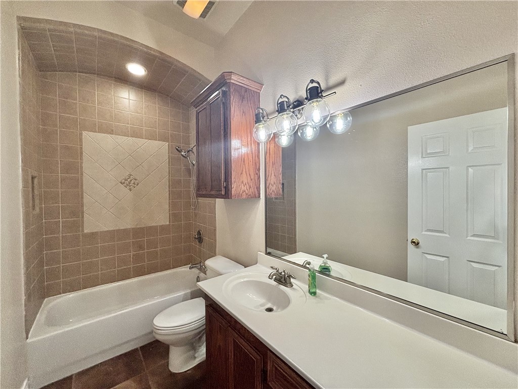 2621 Danforth Lane Property Photo 21