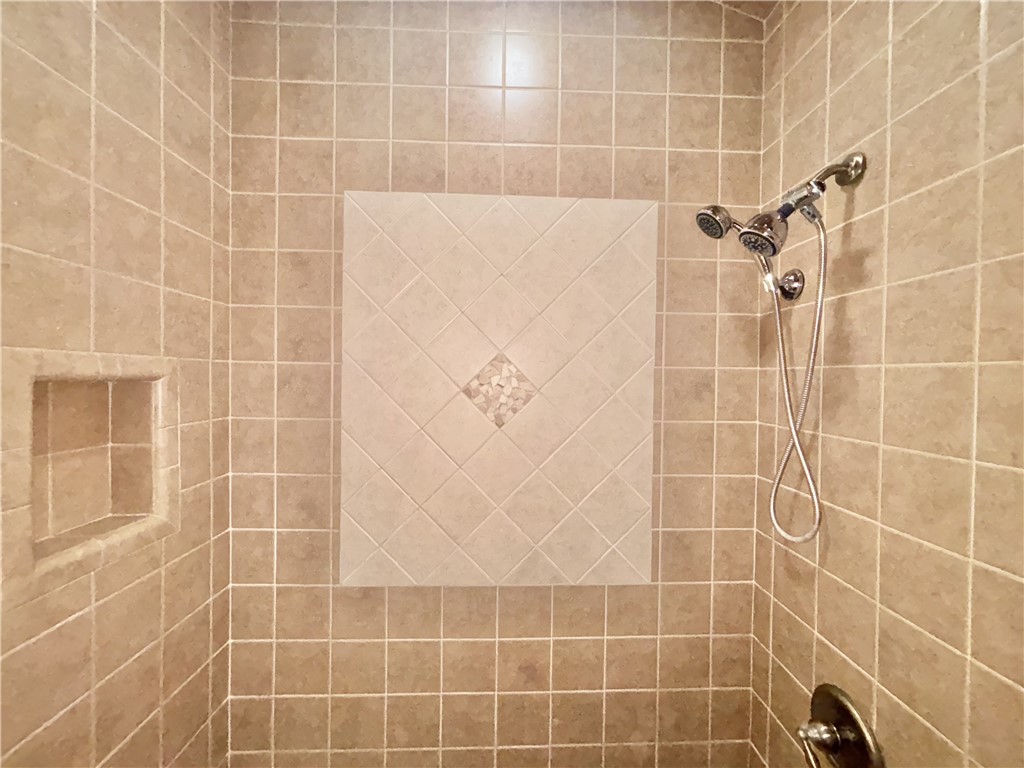 2621 Danforth Lane Property Photo 22