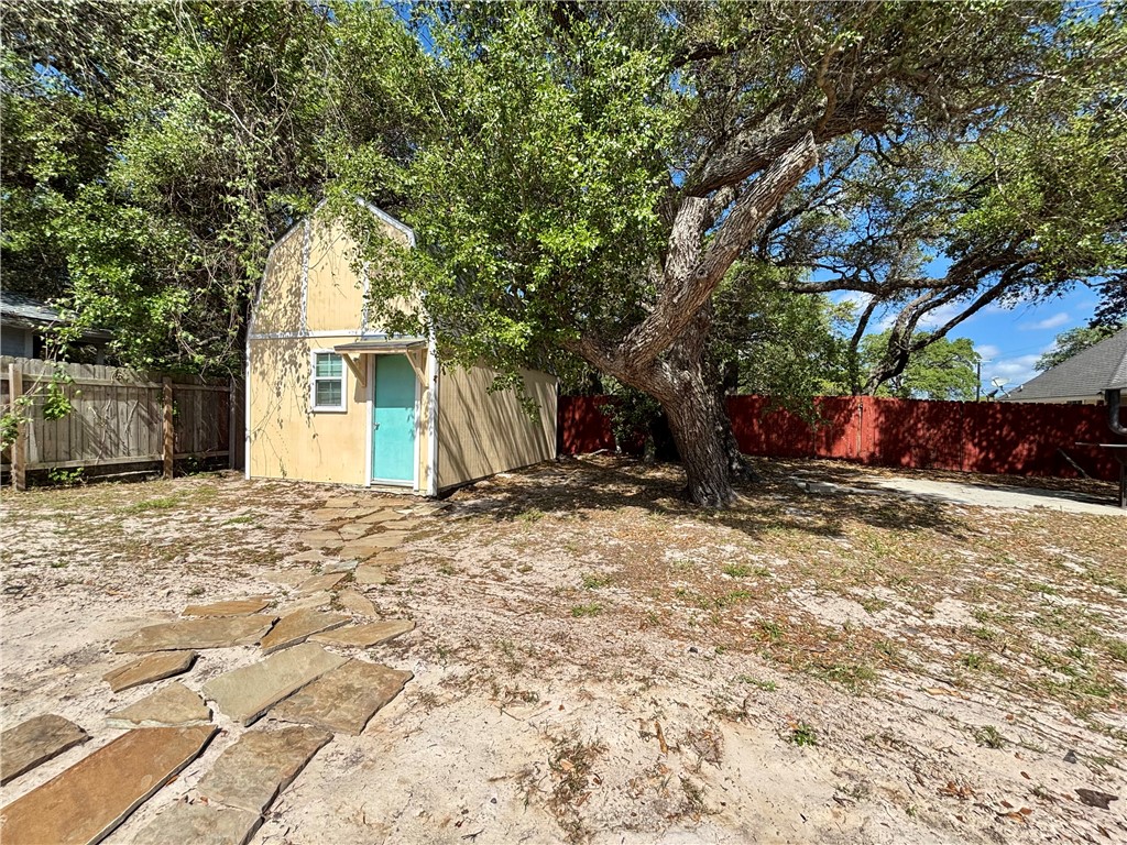 2621 Danforth Lane Property Photo 30