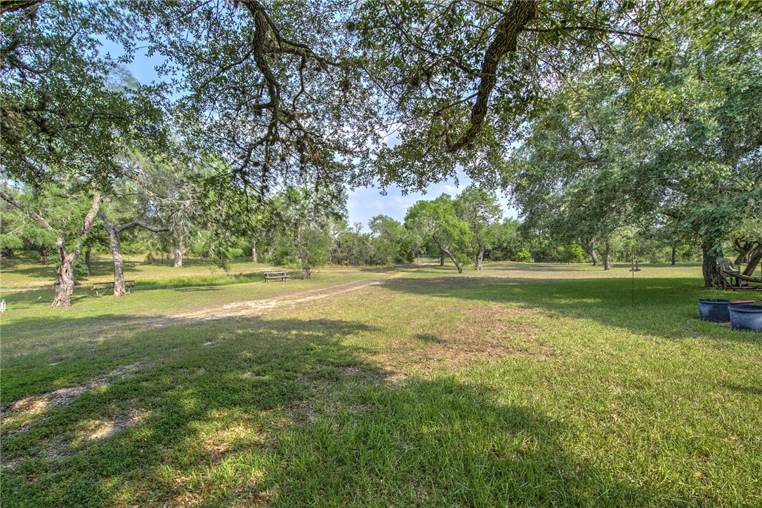 9286 Fm-2617 Property Photo 13