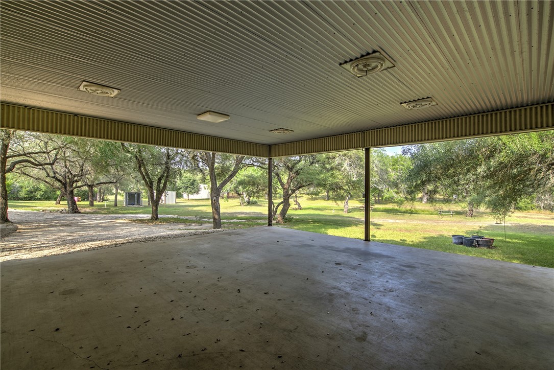 9286 Fm-2617 Property Photo 17