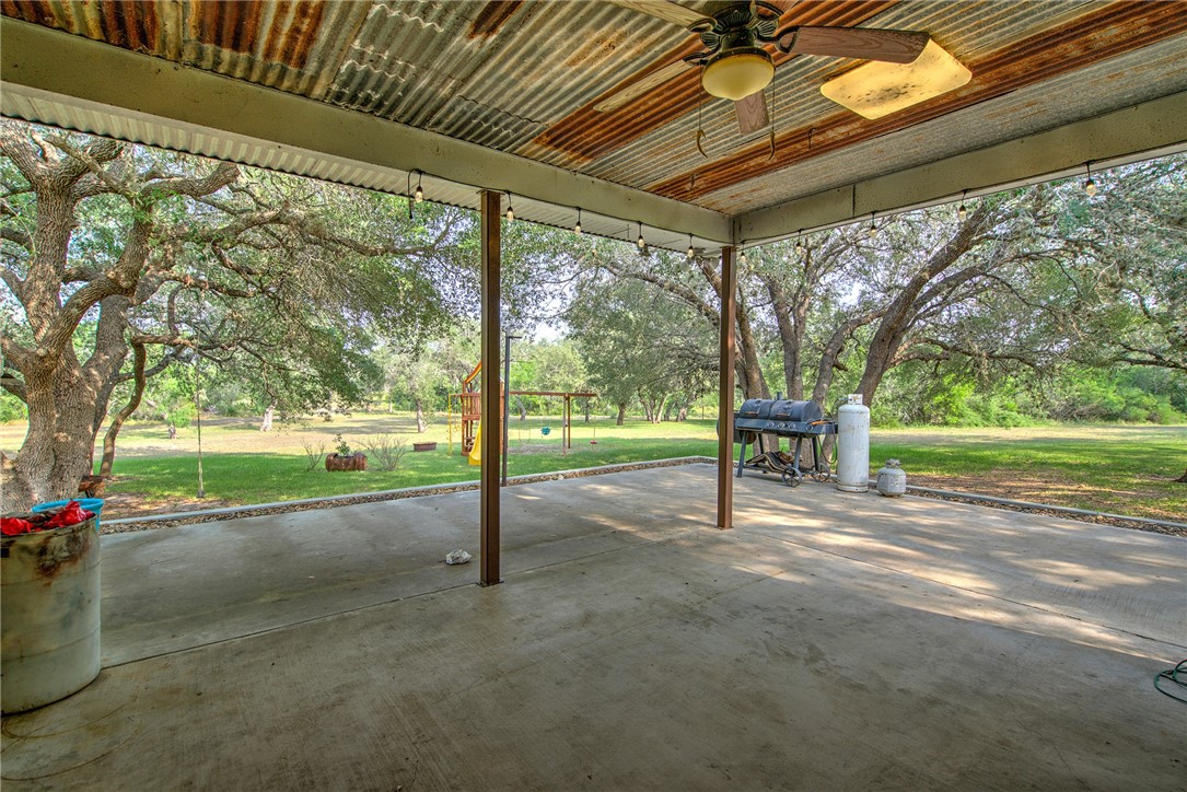 9286 Fm-2617 Property Photo 20