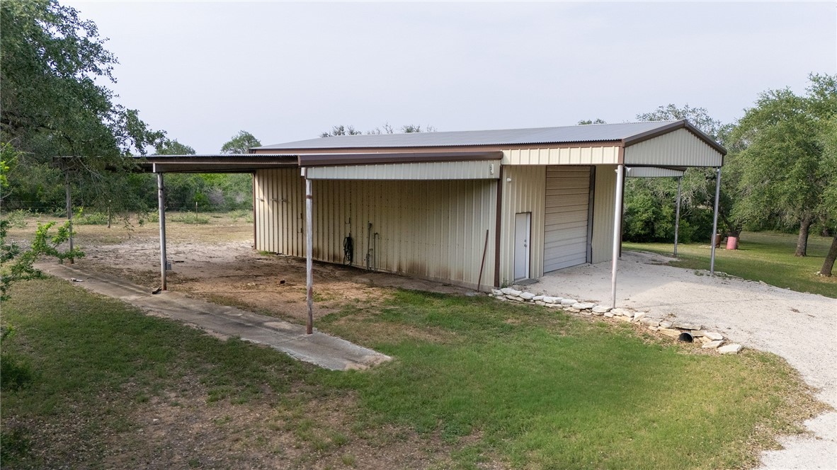 9286 Fm-2617 Property Photo 32