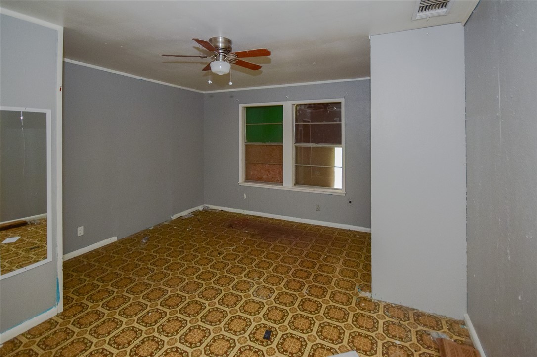 7040 Minson Dr Property Photo 6
