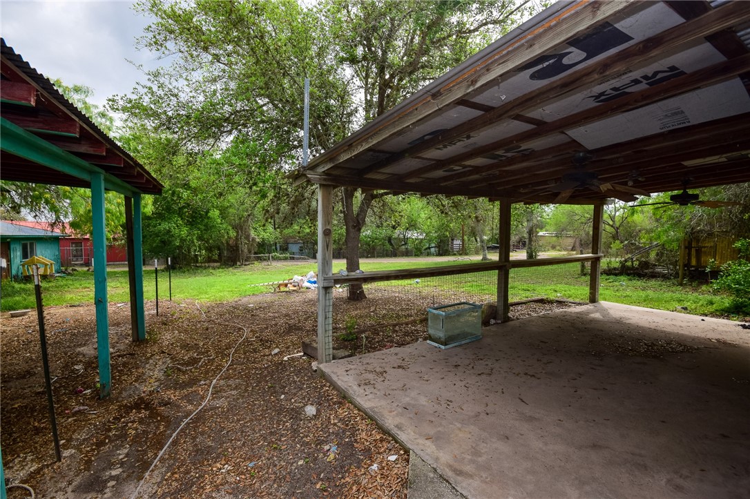 7040 Minson Dr Property Photo 32